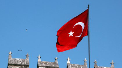 В аэропорту Стамбула произошел теракт, погибли 36 человек