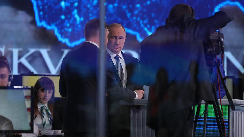Прямая линия с Владимиром Путиным. Фото с сайта Кремля