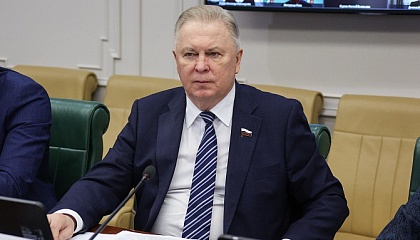 Сенатор Наговицын предложил ввести специальную маркировку лекарств, запрещенных для водителей