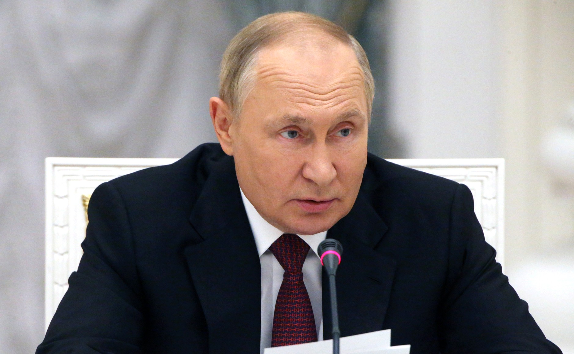 Путин провел совещание по развитию оборонно-промышленного комплекса