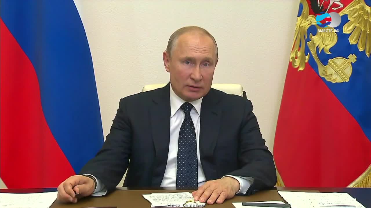 Путин критикует кабмин за непрозрачные принципы выплат медикам