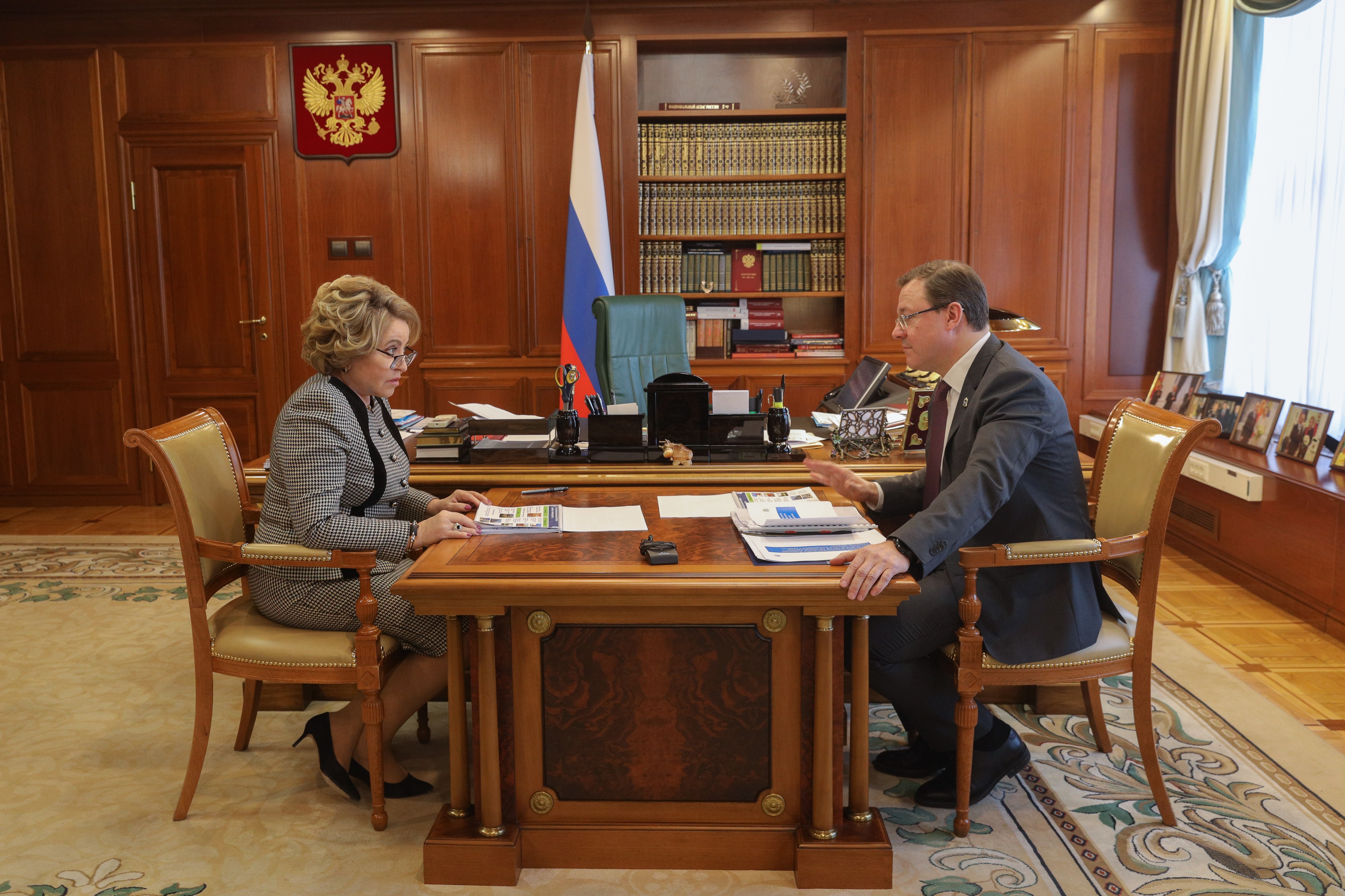 Губернатор Самарской области рассказал Матвиенко о социально-экономическом развитии региона