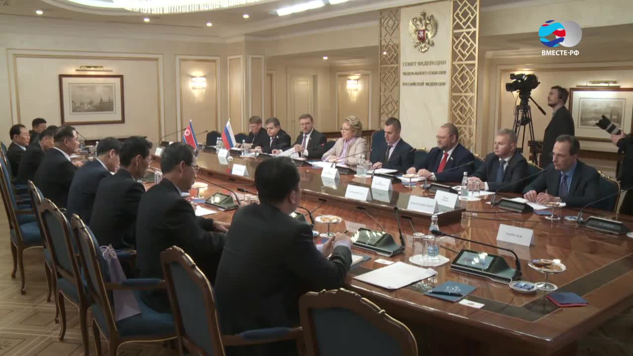Россия и КНДР продолжат сотрудничать в области политики и экономики