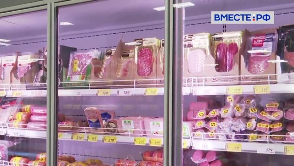 Принятие закона о «российской полке» увеличит вероятность покупки отечественных товаров, считают в СФ