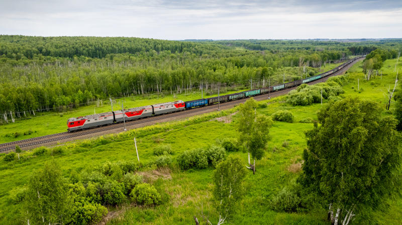 Матвиенко: железнодорожники вносят большой вклад в укрепление технологической независимости страны