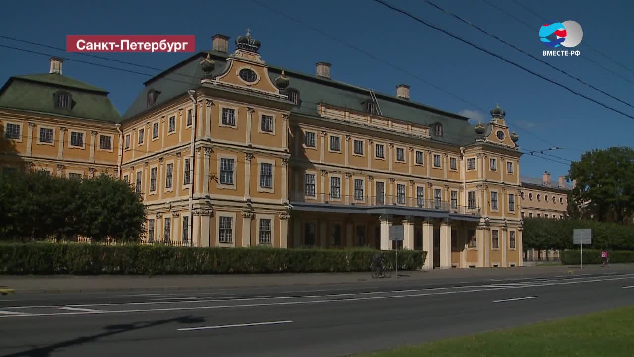 Эксперт рассказал о находке при реставрации Наугольных палат дворца Меньшикова в Петербурге