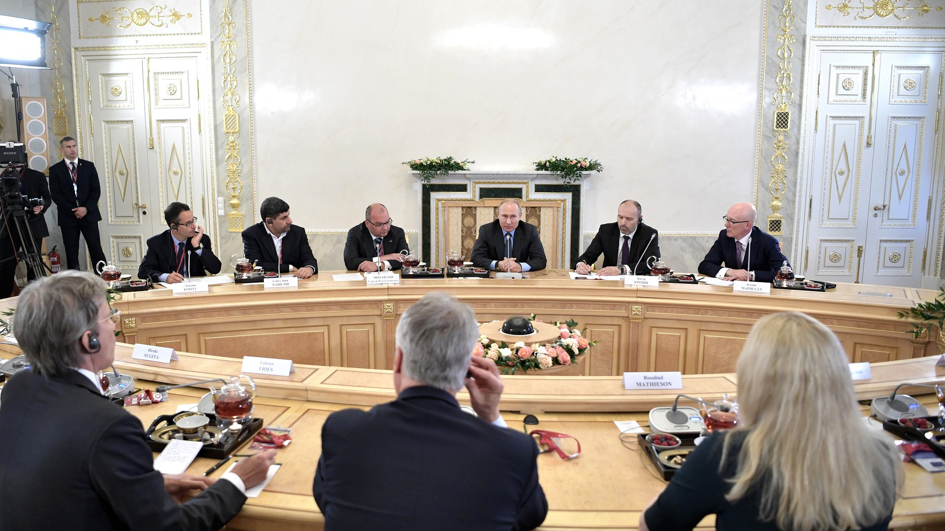 Владимир Путин на встрече с главами мировых информагентств BvAF.jpg