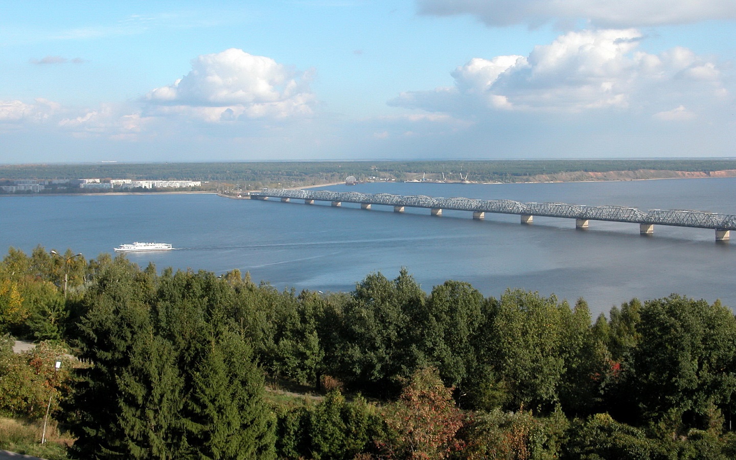 Ульяновск. Мост через Волгу