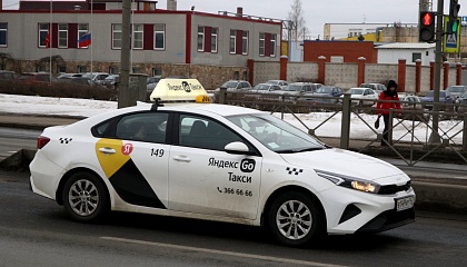 Условия передачи заказов водителям легковых такси предложили уточнить