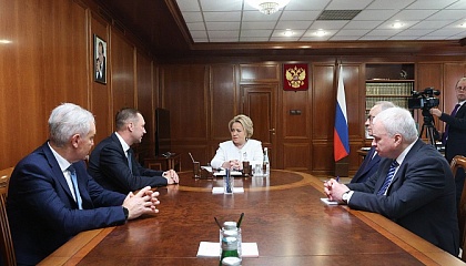 Спикер СФ поручила изучить причину снижения рождаемости в Саратовской области