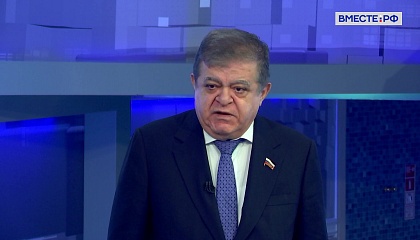 Сенаторы намерены в ходе поездок в регионы проводить встречи с молодежью