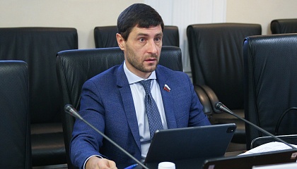 Сенатор Синицын призвал заняться вывозом угля с Кузбасса