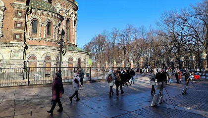 Петербург делает ставку на гастротуризм и белые ночи