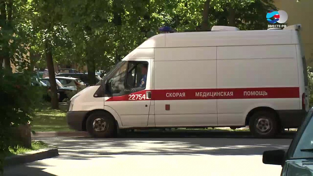 Что будет если не пропускать скорую. Пропуск скорой помощи. пропускают скорую. пропустили скорую. пропускай скорую помощь.