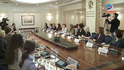 Встреча председателя Совета Федерации с женщинами - лидерами волонтерских проектов. Запись трансляции 5 марта 2018 года