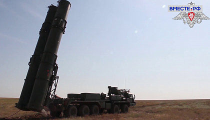 Испытания зенитной ракетной системы С-500 провели в Астраханской области