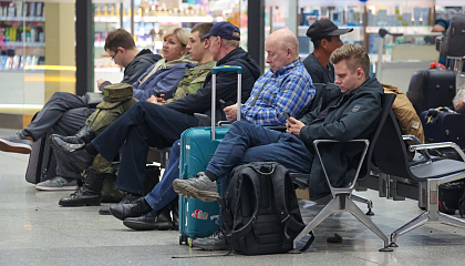 Эксперты рассказали, как застрявшие на Ближнем Востоке туристы могут вернуться домой 