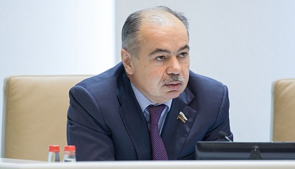 Сенатор Умаханов: За выборами Президента РФ следило рекордное количество наблюдателей