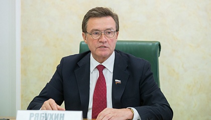 Сенатор Рябухин поддержал идею изменить валютную структуру ФНБ