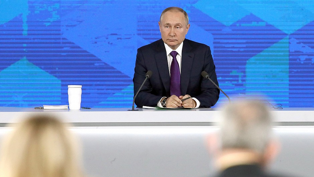 Владимир Путин в ходе ежегодной пресс-конференции. Фото с сайта Президента РФ