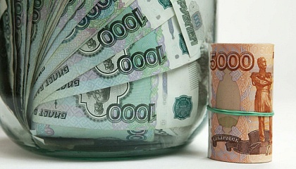 Сенатор Абрамов предупредил о рисках хранения денег наличными