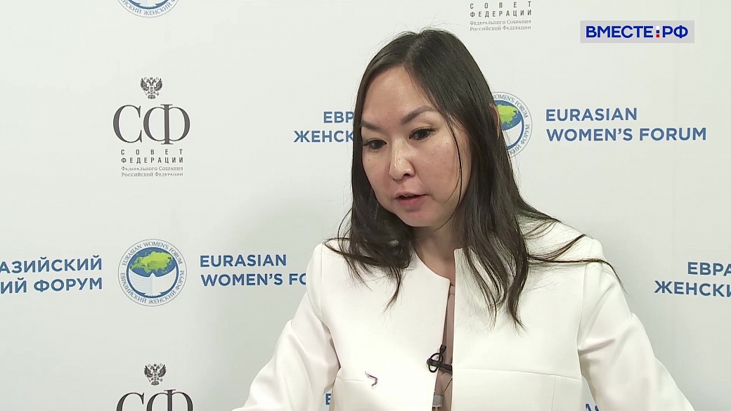 Модные тенденции. Какое женское 2022. Модные спортивные костюмы. Какое женское 2022. Камила валиева фигуристка.