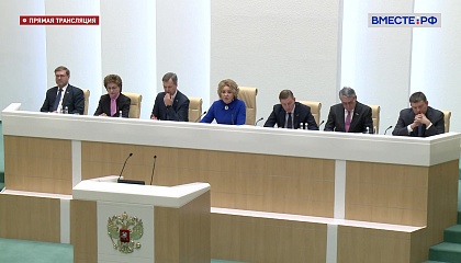 Матвиенко поручила сенаторам следить за ходом посевной кампании